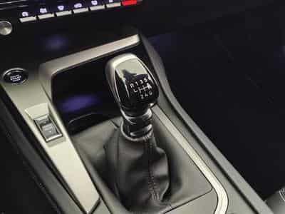 Peugeot 308 SW 1.2 PureTech Allure Pack S&S (EU6.4) (2023) - Photo 11