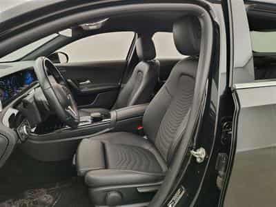 Mercedes A 180 d Business Line Navi / Led  / PDC av+ar (2022) - Photo 7