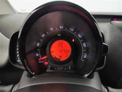 Toyota Aygo 1.0i VVT-i x-play II M/M (2021) - Photo 10