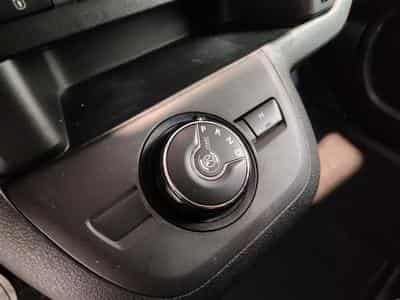 Peugeot Expert 2.0 BlueHDi EAT8 L2 NAVI CLIM / TEL / PDC AV-AR (2023) - Photo 13
