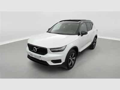 Volvo XC40 1.5 T3 R-Design NAVI / FULL LED / TOIT PANO /PDC AR / JA 18" (2019) - Photo 1