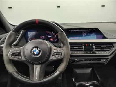 BMW 116 iA PACK M *NAVI/FULL LED/TOIT PANO/PDC AV ARR* (2023) - Photo 9