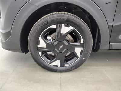 Kia Stonic 1.0 T-GDi DCT LX NAVI / FULL LED / CAMERA / JA 16" (2026) - Photo 6