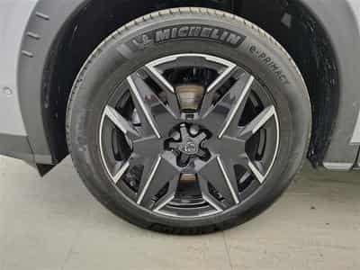 Peugeot 5008 1.2 HYBRID 145cv e-DSC6 Allure 7PL (2025) - Photo 6