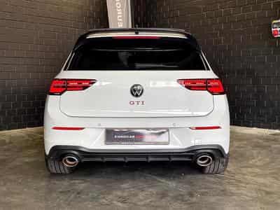 VW Golf GTI Clubsport 2.0 TSI 300 CV DSG7 * MATRIX *PANO* *HARMAN* C (2024) - Photo 4