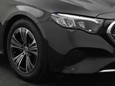 Mercedes E 220 d T Avantgarde LED+Kamera+AHK+Apple (2025) - Photo 7
