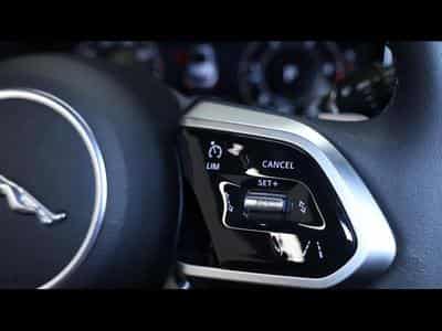 Jaguar F-Pace D165 S R-Dynamic S AWD Auto (2024) - Photo 13