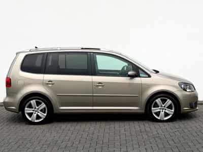 VW Touran Touran Cup 2.0 TDI /7.SITZER/NAVI/PANO/PDC/ (2015) - Photo 4