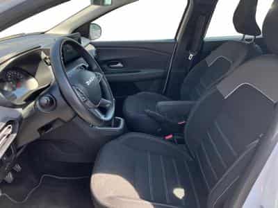 Dacia Sandero 1.0 TCe Journey (2024) - Photo 11