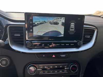 Kia XCeed 1.5 T-GDi GT Line DCT ISG (2024) - Photo 10