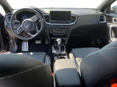 Kia XCeed 1.5 T-GDi GT Line DCT ISG (2024) - Photo 7