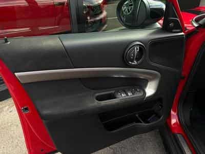 MINI Countryman ALL4 JOHN COOPER WORKS (2021) - Photo 13