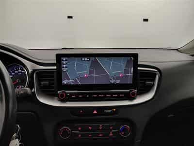 Kia XCeed 1.0 T-ISG Must (2020) - Photo 11