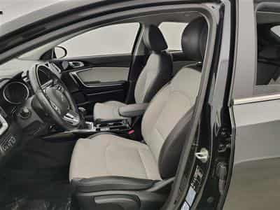 Kia XCeed 1.0 T-ISG Must (2020) - Photo 7