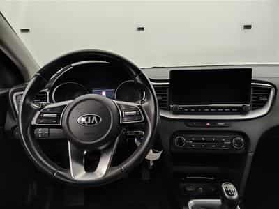 Kia XCeed 1.0 T-ISG Must (2020) - Photo 9