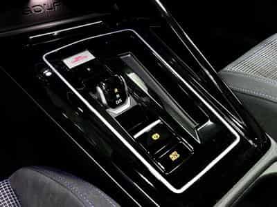 VW Golf GTE PHASE 2  1.5 eHybrid 272 CV DSG 6 * MATRIX * BLACK PACK (2025) - Photo 14