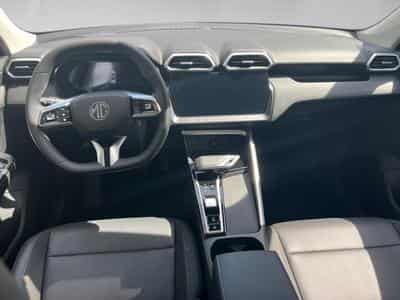 MG ZS Hybrid+ Luxury (2025) - Photo 6