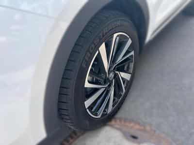 MG ZS Hybrid+ Luxury (2025) - Photo 9