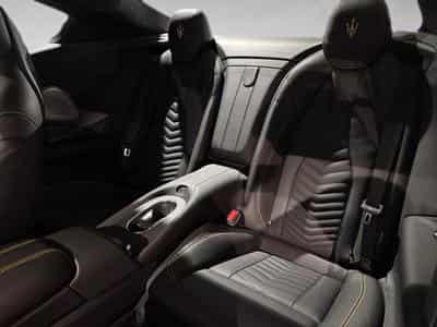 Maserati GranTurismo 3.0 Trofeo 550 PS (2023) - Photo 11