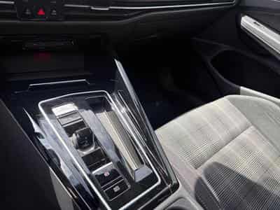 VW Golf VIII 2.0 TDI 147kW GTD DSG (2023) - Photo 9