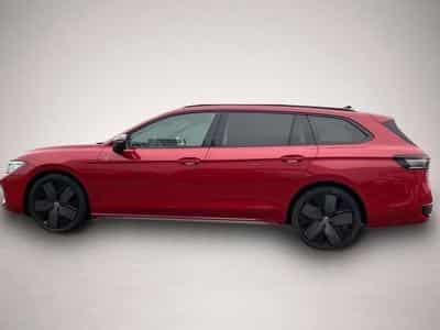 VW Passat (2024) - Photo 2