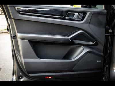 Porsche Cayenne COUPE 3.0 TIPTRONIC - QUARZITGRAU METALLIC (2022) - Photo 9