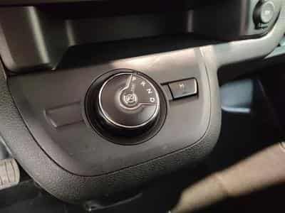 Peugeot Expert 2.0 BlueHDi EAT8 L2 NAVI CLIM / TEL / PDC AV-AR (2023) - Photo 12