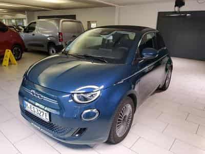 Fiat 500 Cabrio (2023) - Photo 1