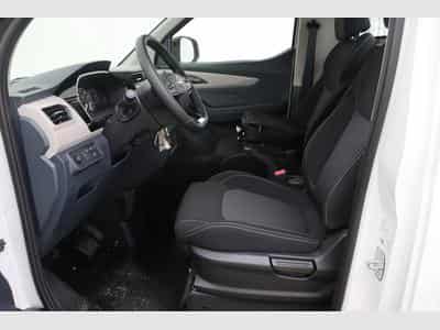 Maxus eDeliver 3 LONG WHEEL BASE (2025) - Photo 13