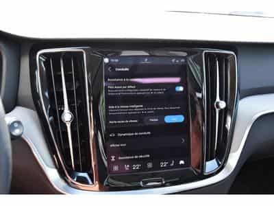 Volvo V60 2.0 B4 Plus Dark Geartronic PANO CUIR MEMO CAM360 HARMAN 1°M (2025) - Photo 14