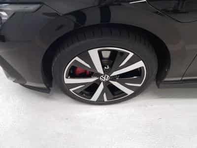 VW Golf GTE PHASE 2  1.5 eHybrid 272 CV DSG 6 *DCC* MATRIX * TÊTE HA (2025) - Photo 13