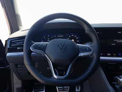 VW Touareg R-Line FINAL EDITION (2026) - Photo 12