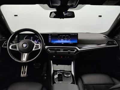 BMW 218 Coupé 218iA (2023) - Photo 8