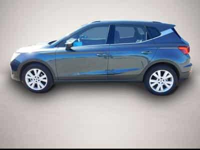 Seat Arona (2023) - Photo 1