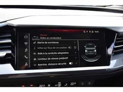 Audi e-tron (2024) - Photo 12