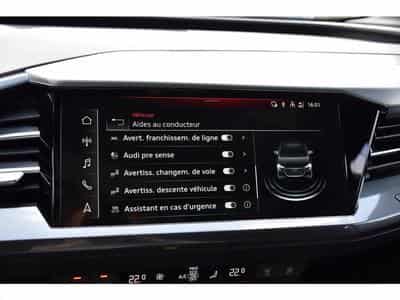 Audi e-tron (2024) - Photo 13