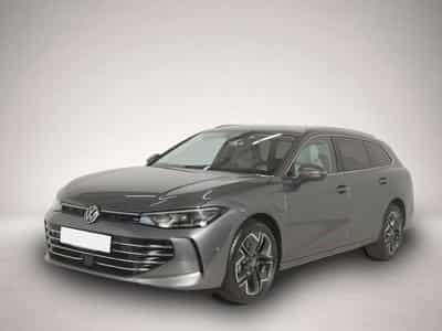 VW Passat (2025) - Photo 1