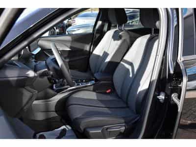 Peugeot 2008 1.2 PureTech Allure ACC GPS LANE SIDE REGUL CAM 360 1° MAIN (2025) - Photo 6