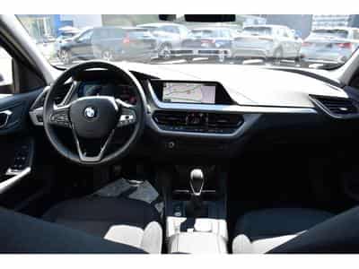 BMW 116 d REGUL GPS PDC LED 1° MAIN (2023) - Photo 9