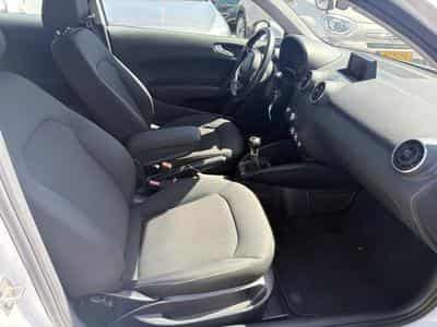 Audi A1 1.2 TSI 85CV (2012) - Photo 9