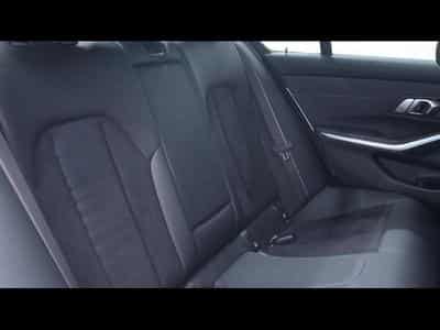 BMW 318 d M Sport Pro Steptronic (2023) - Photo 14