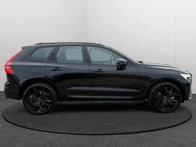 Volvo XC60 B5 AWD Ultra Black Edition / Essence (2025) - Photo 7