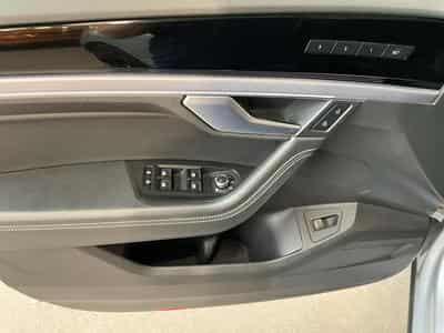 VW Touareg R-Line+V6+Black-Style+4M+Pano+Stand-H+Luft. (2019) - Photo 14
