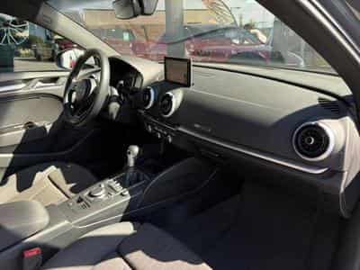 Audi A3 Berline Sport BVA/GPS/Sièges Chauffant (2019) - Photo 8