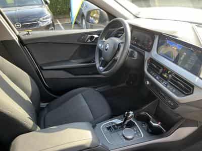 BMW 118 118i A 136cv 2xPDC Apple Carplay LED Camera (2023) - Photo 9