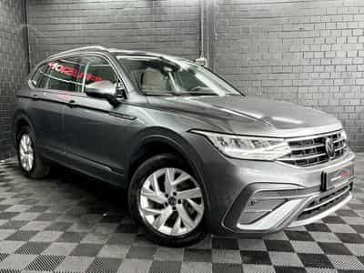 VW Tiguan Life 1.5 TSI 150 CV DSG7 *7 PLACES *ATTELAGE* *HAYON* (2025) - Photo 3
