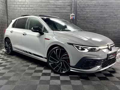 VW Golf GTI Clubsport 2.0 TSI 300 CV DSG7 *Matrix* *Toit Ouvrant* *H (2024) - Photo 3