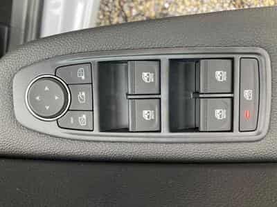 Renault Clio 1.5 dCi 101 Evolution (2025) - Photo 11
