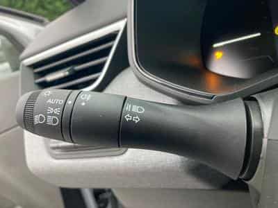 Renault Clio 1.5 dCi 101 Evolution (2025) - Photo 14
