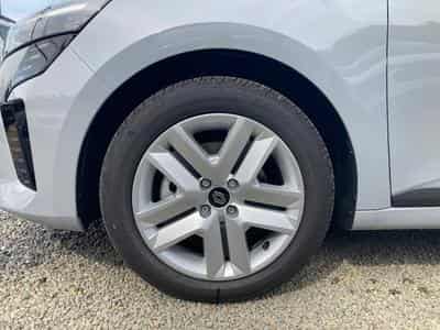 Renault Clio 1.5 dCi 101 Evolution (2025) - Photo 9
